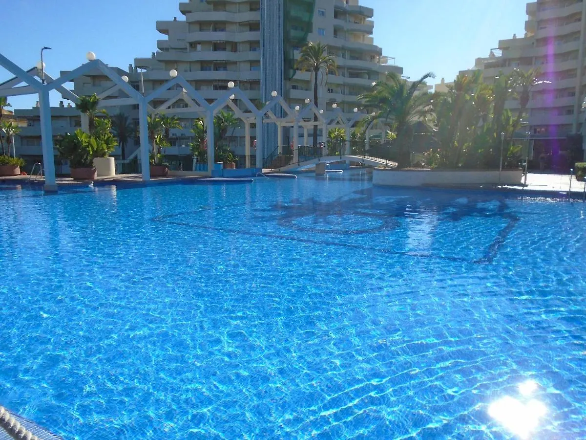 Benal Beach Superb Beach Front 1 Bedroom Apartment, Sleeps 5 Benalmadena