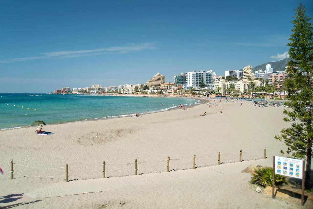 Benal Beach Superb Beach Front 1 Bedroom Apartment, Sleeps 5 Benalmadena Apartment
